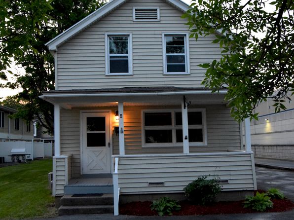 4 Meadow St #1