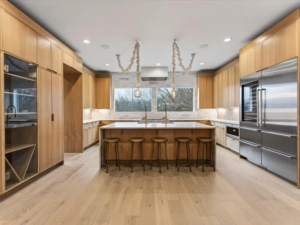 1115 Wilson Pike, Brentwood, TN 37027