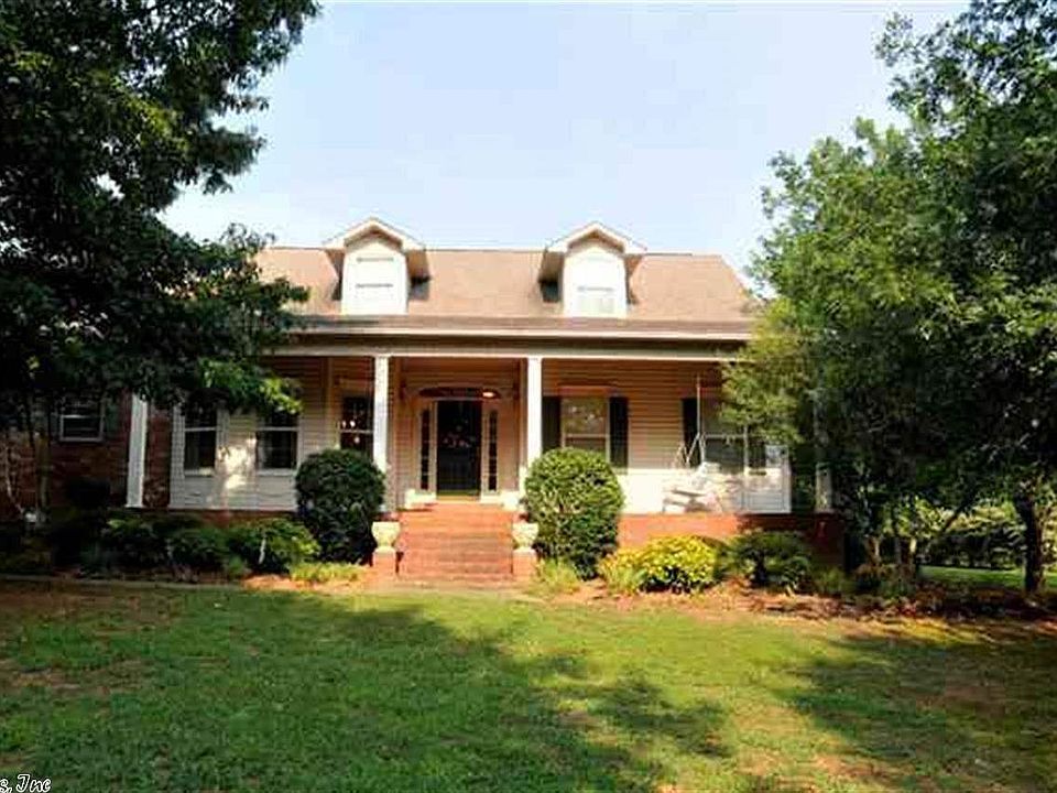 1st image of 16 Robinwood Dr