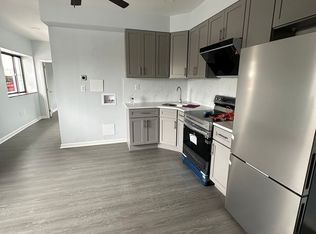 1007 W Oregon Ave, Philadelphia, PA 19148