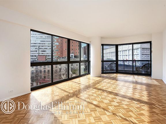2nd image of 200 E 61st St APT 5A