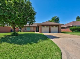 2008 Plymouth Ln, Oklahoma City, OK 73120