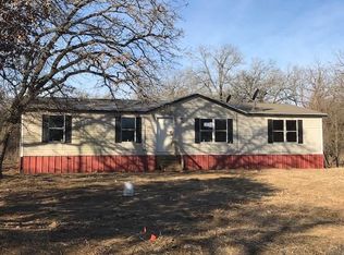 524 Ponderosa St, Bowie, TX 76230