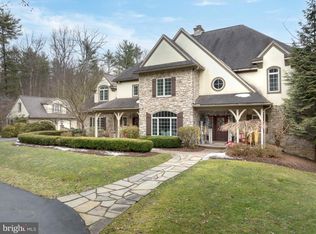 157 Manhasset Ct, Port Matilda, PA 16870