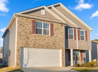 136 Poplarville Dr, Piedmont, SC 29673