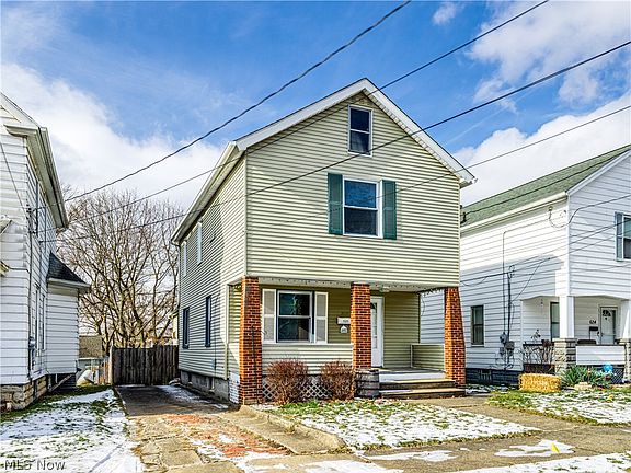 2nd image of 620 Washington Ave