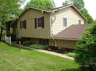 6935 Wadsworth Rd, Medina, OH 44256