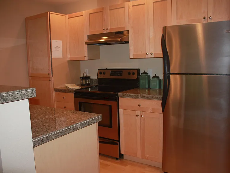 25025 SE Klahanie Blvd #G202 — Photo 5