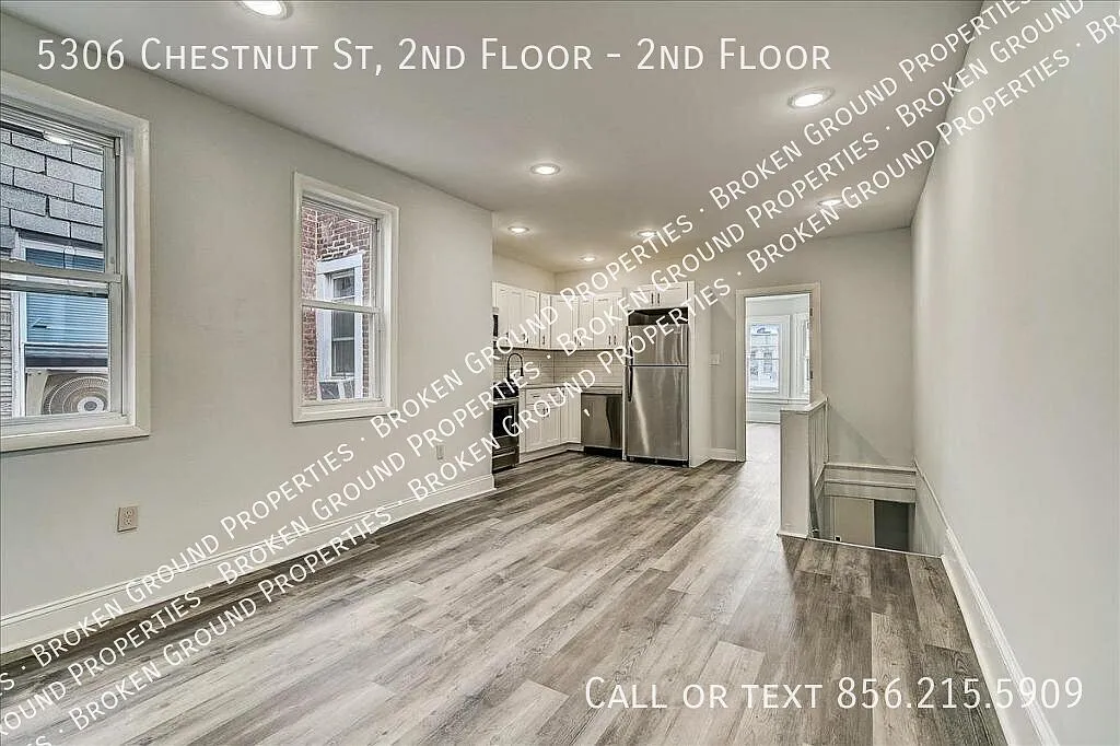 5306 Chestnut, 2nd Floor — Photo 2