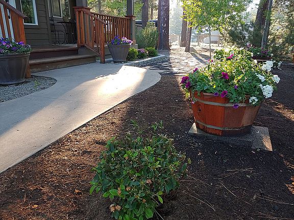 4th image of 16180 Lava Dr