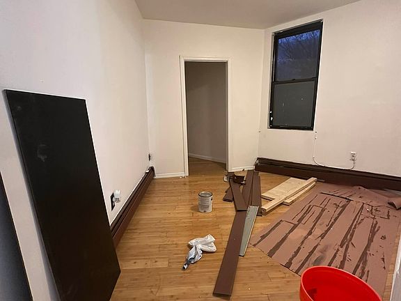 3rd image of 111 Bay 50 St #3