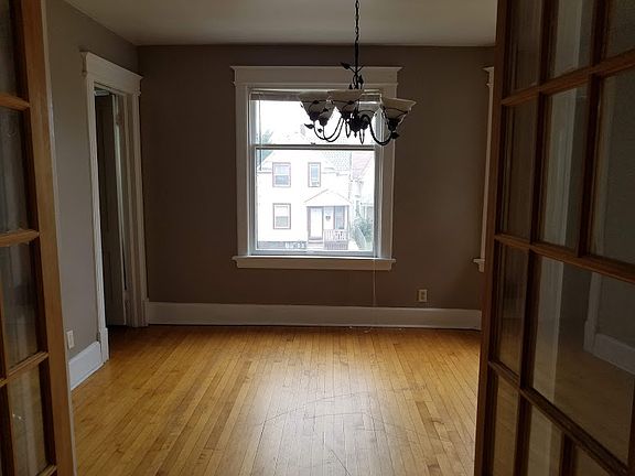 3rd image of 3029 N Holton St