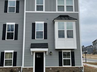 4522 Valley Walk Dr, Charlotte, NC 28216