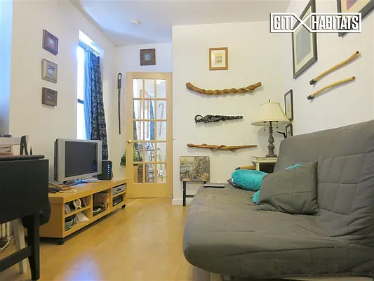 Rented by Citi Habitats | media 6