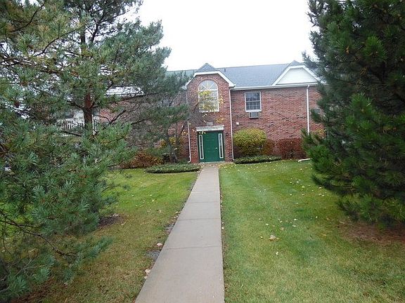 2nd image of 350 Leah Ln APT 2A