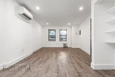 Rented by Rennit Inc.