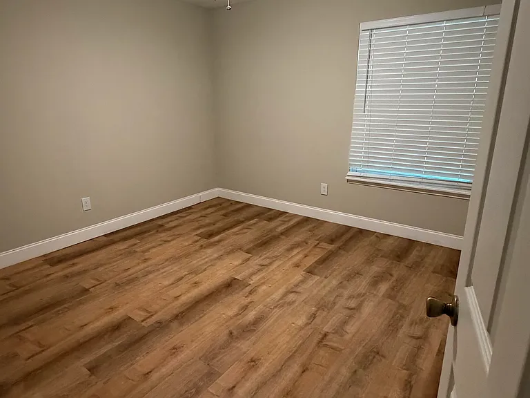 Guest Bedroom 1