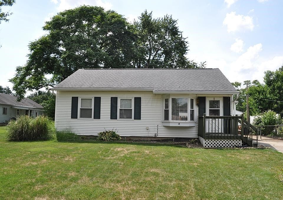 1st image of 399 Sheryl Dr