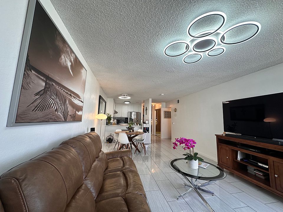 1st image of 1140 Ocean Blvd #318