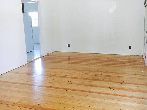 2nd image of 1517 Allison Ave