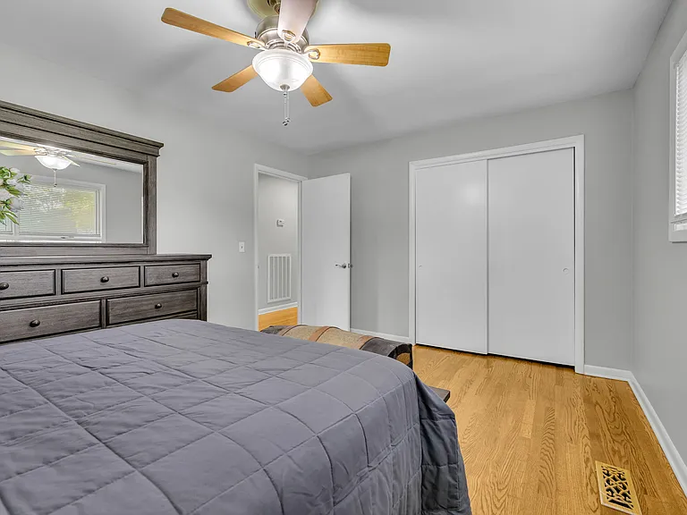 518 Twin Oak Dr — Photo 28