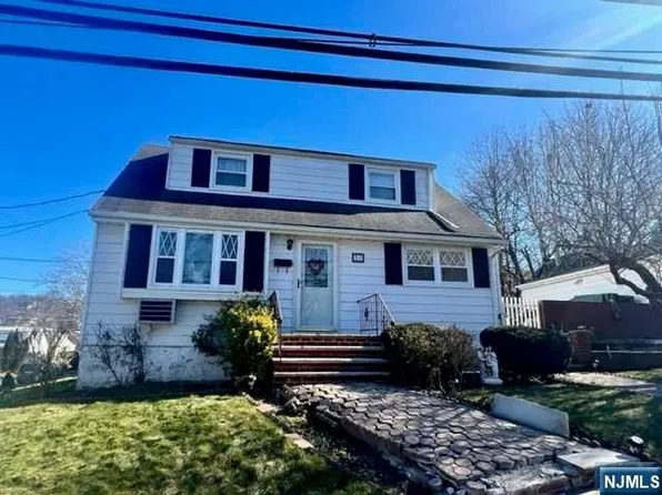 51 Elm Ave, Fairview, NJ 07022