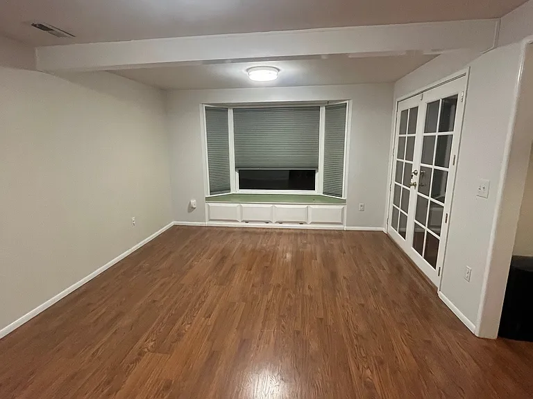 4526 W Buffalo St — Photo 4