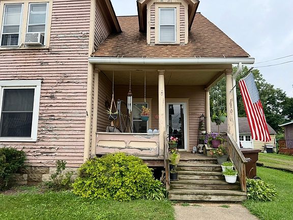 4th image of 110 River St