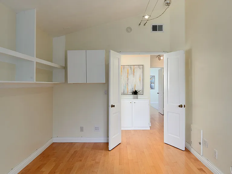 4345 Willow Glen St — Photo 6