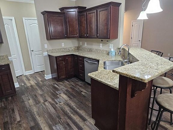5th image of 281 Turnberry Cir