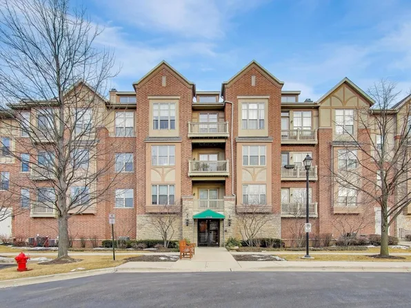 1914 Farnsworth Ln Unit 208, Northbrook, IL 60062