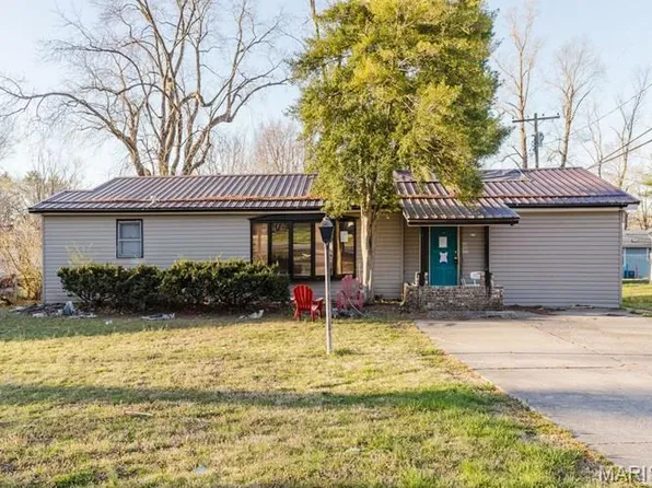 2715 Chrysler St, Cape Girardeau, MO 63701