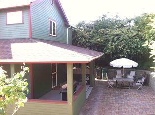 1649 NE 86th St, Seattle, WA 98115