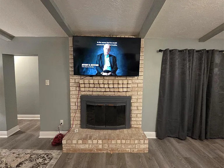 7910 Hawk Park — Photo 7