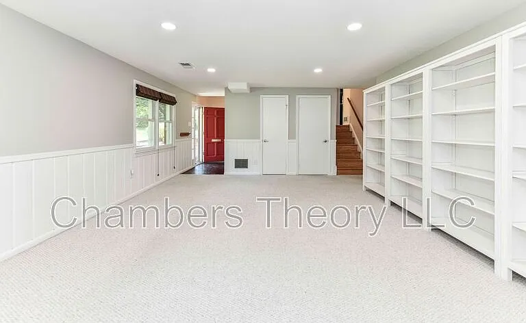 9205 Hamilton Dr — Photo 28