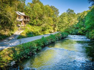 9432 E Fork Rd, Brevard, NC 28712