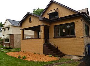 1st image of 909 N 4th Ave