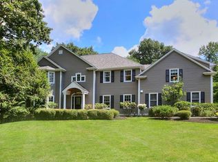 15 Weddington Ln, Weston, CT 06883