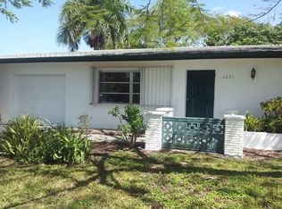 1291 Hilltop Dr, Naples, FL 34103