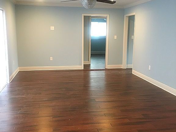 3rd image of 11215 King Richard Dr