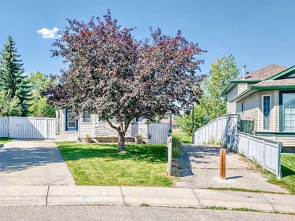 4th image of 22 Harvest Rose Pl NE