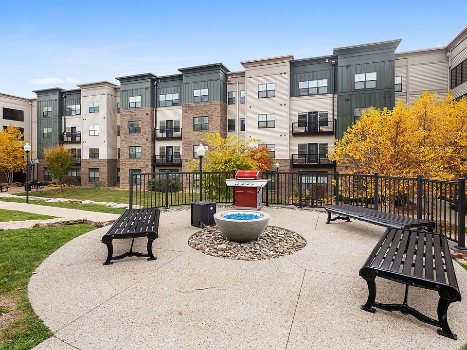 University Edge Youngstown - 2022 update-16