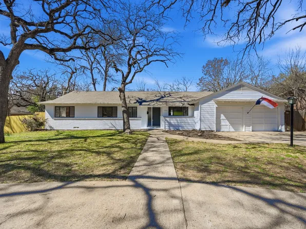 1720 Woods Dr, Arlington, TX 76010
