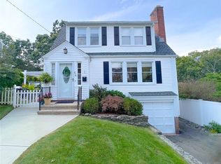298 Richmond Ave, West Haven, CT 06516
