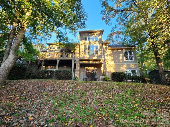 100 Hannah Dr, Mill Spring, NC 28756