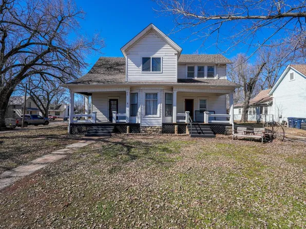 627 S Star St, El Dorado, KS 67042