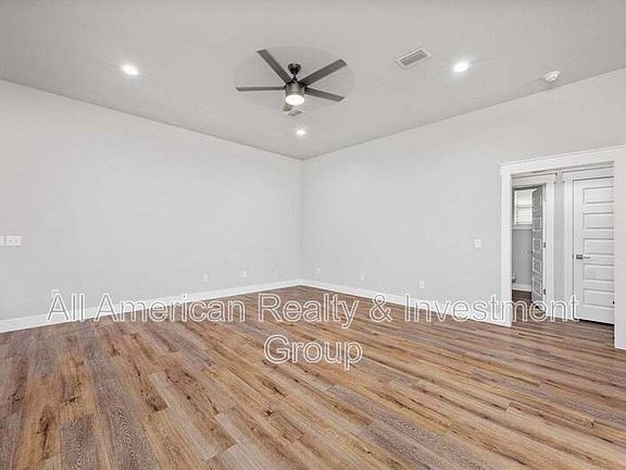 5th image of 2804 Teepee Rd