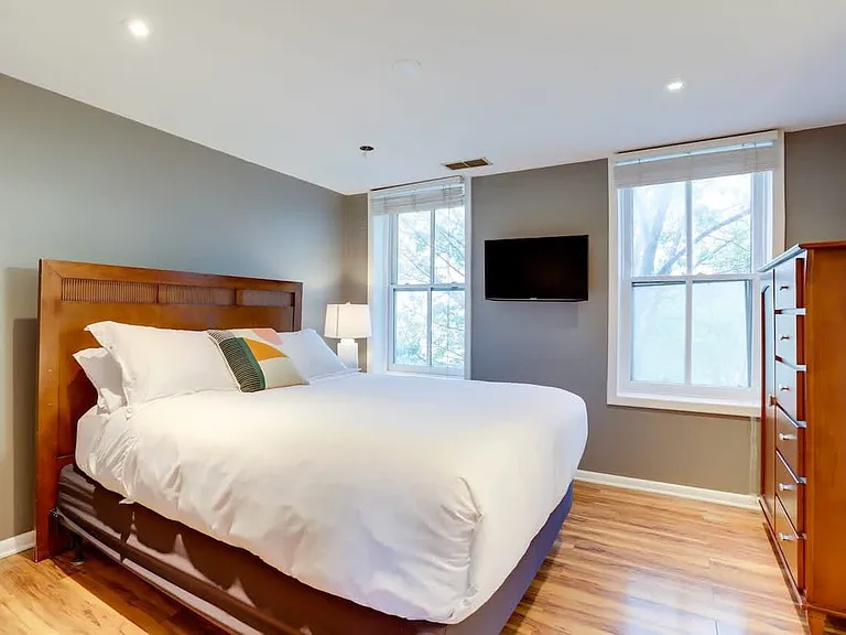 113 C St SE #4 — Photo 7