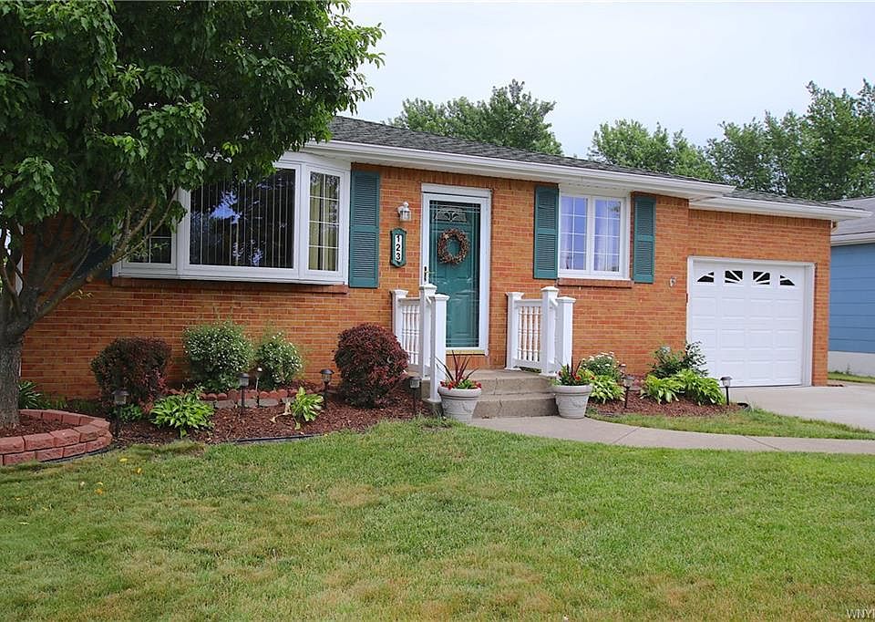 1st image of 123 Madaline Ln
