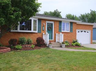 123 Madaline Ln, Depew, NY 14043